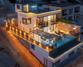 Villa Aydemir Kaş , 4 Kişilik ,Manzara Merkezi, Jakuzi ,Sinema